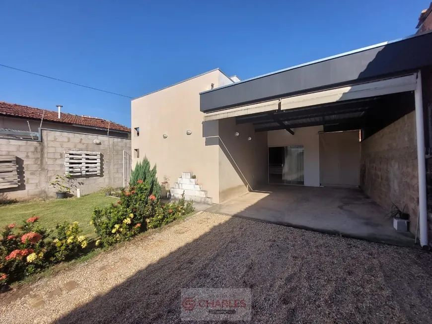 Foto 1 de Casa com 2 Quartos à venda, 69m² em Jardim Silvânia, Mogi Mirim