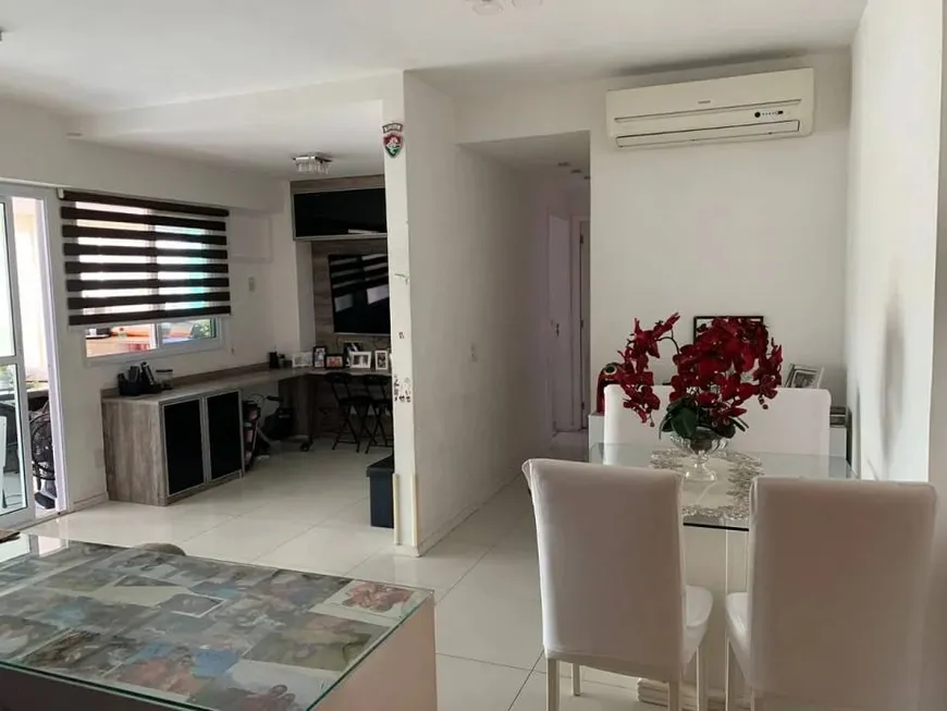 Foto 1 de Apartamento com 3 Quartos à venda, 84m² em Barra da Tijuca, Rio de Janeiro