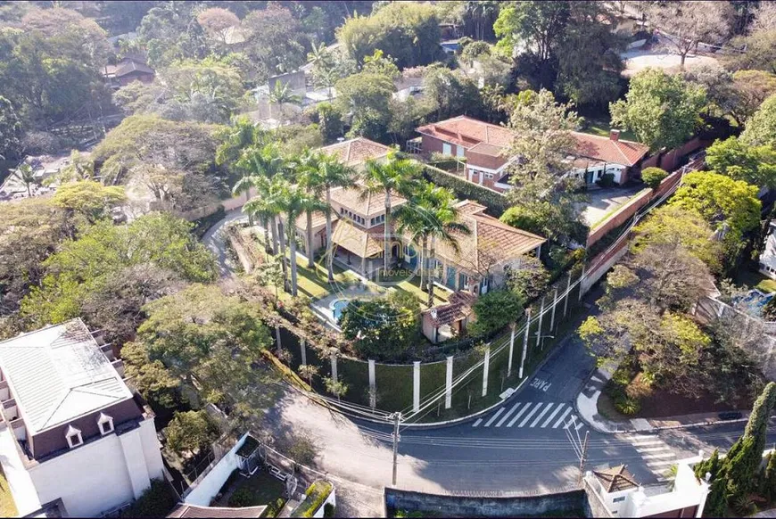 Foto 1 de Casa com 5 Quartos à venda, 900m² em Vila Tramontano, São Paulo