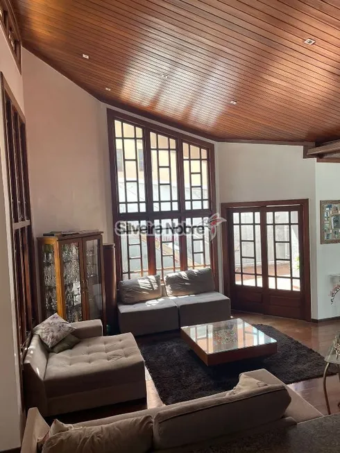 Foto 1 de Casa com 4 Quartos à venda, 341m² em Alto dos Pinheiros, Belo Horizonte