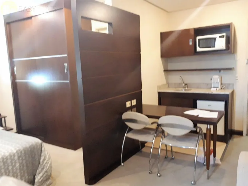 Foto 1 de Flat com 1 Quarto para alugar, 28m² em Chácara Santo Antônio, São Paulo