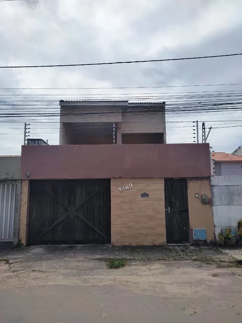 Foto 1 de Casa com 3 Quartos à venda, 240m² em Cambeba, Fortaleza