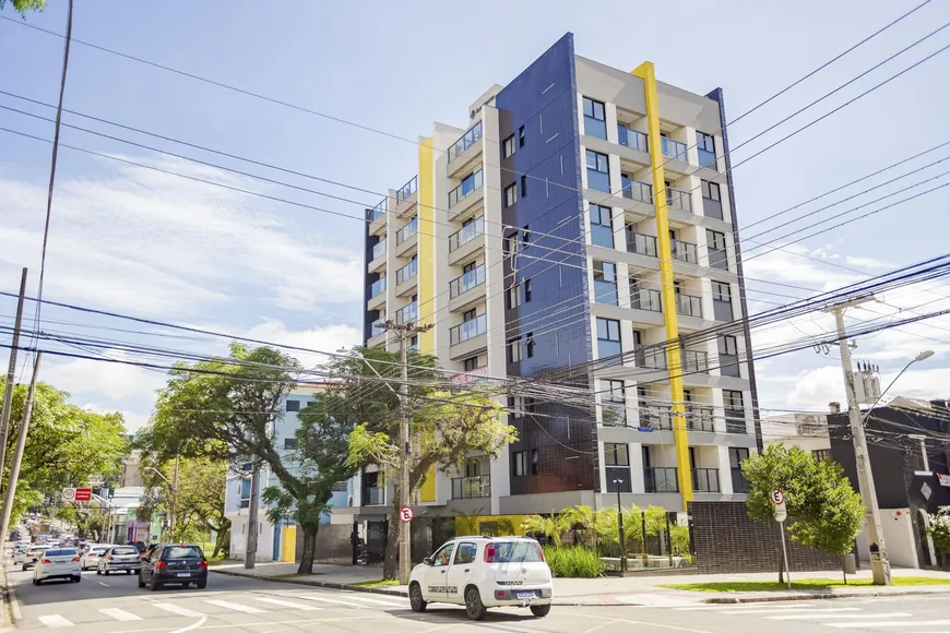 Foto 1 de Apartamento com 1 Quarto à venda, 30m² em Mercês, Curitiba