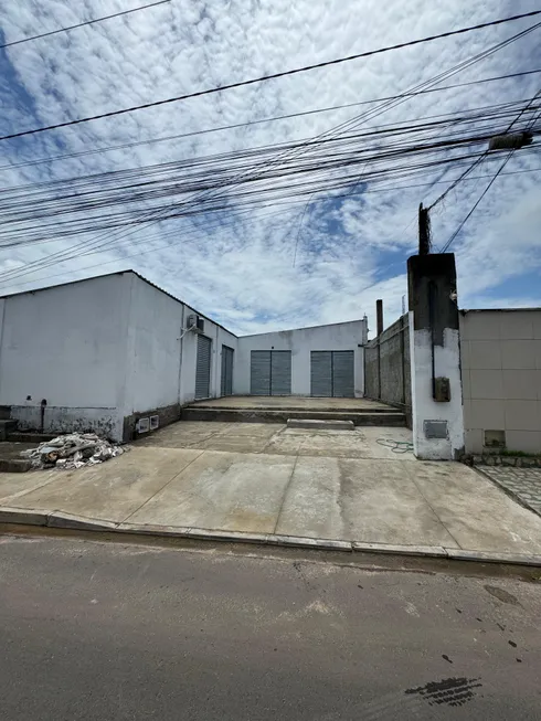 Foto 1 de Ponto Comercial para alugar, 100m² em Ancuri, Itaitinga