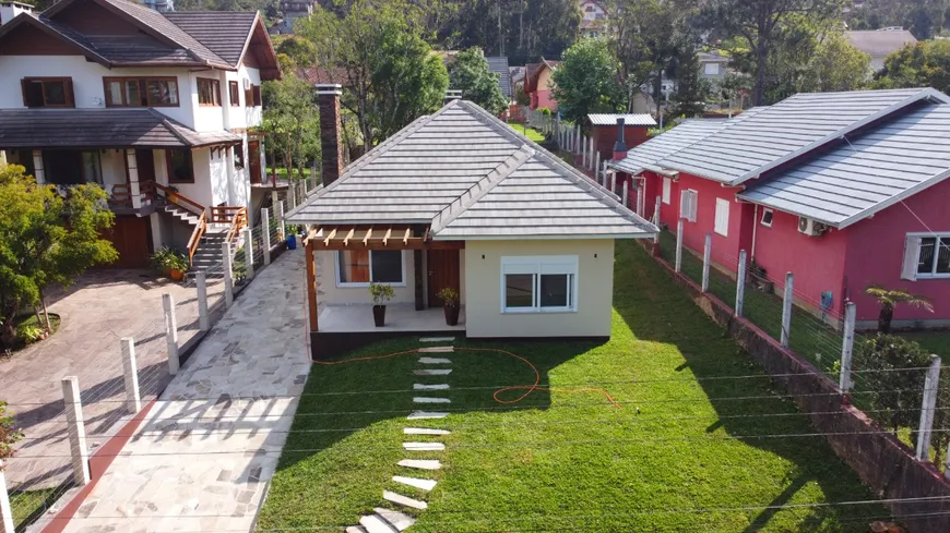 Foto 1 de Casa com 3 Quartos à venda, 145m² em Vale das Colinas, Gramado