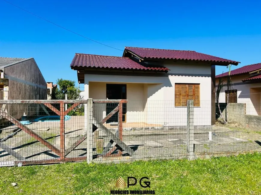 Foto 1 de Casa com 2 Quartos à venda, 74m² em Marisul, Imbé