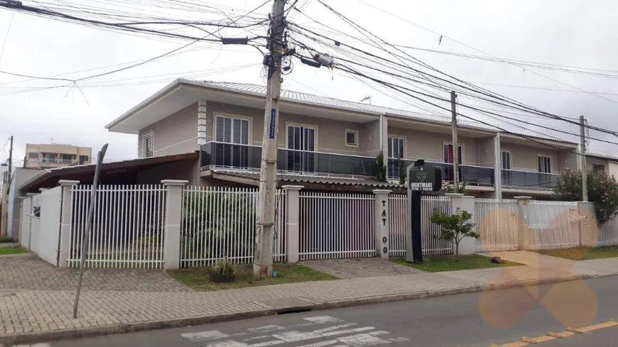 Foto 1 de Sobrado com 3 Quartos à venda, 139m² em Jardim Claudia, Pinhais