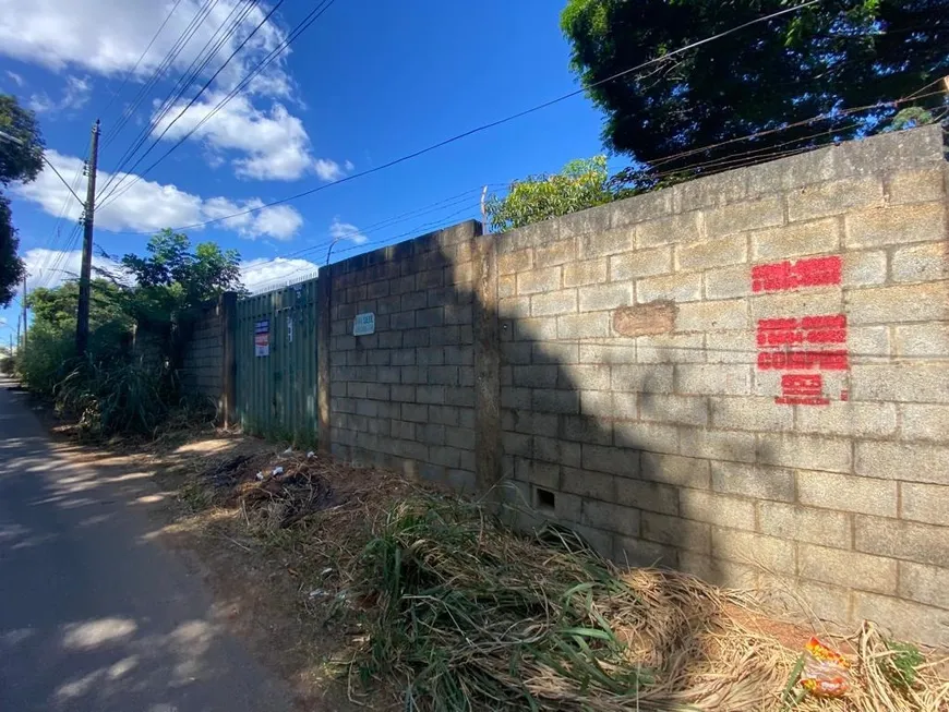 Foto 1 de Lote/Terreno à venda, 1962m² em Chacaras Cotia, Contagem