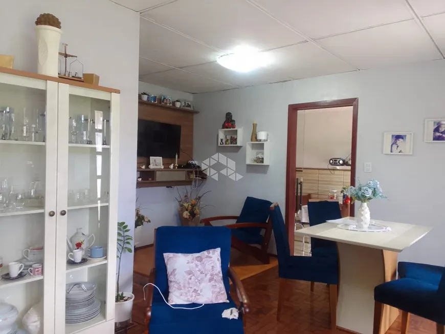 Foto 1 de Casa com 2 Quartos à venda, 80m² em Vila Fatima, Cachoeirinha