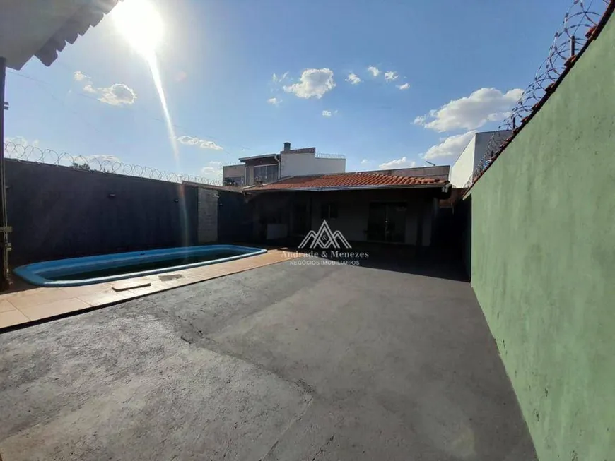 Foto 1 de Casa com 2 Quartos à venda, 100m² em Jurucê, Jardinópolis