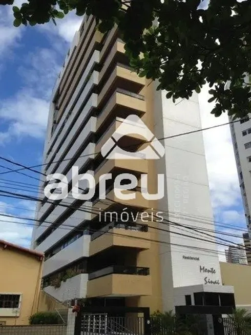 Foto 1 de Apartamento com 4 Quartos à venda, 245m² em Petrópolis, Natal