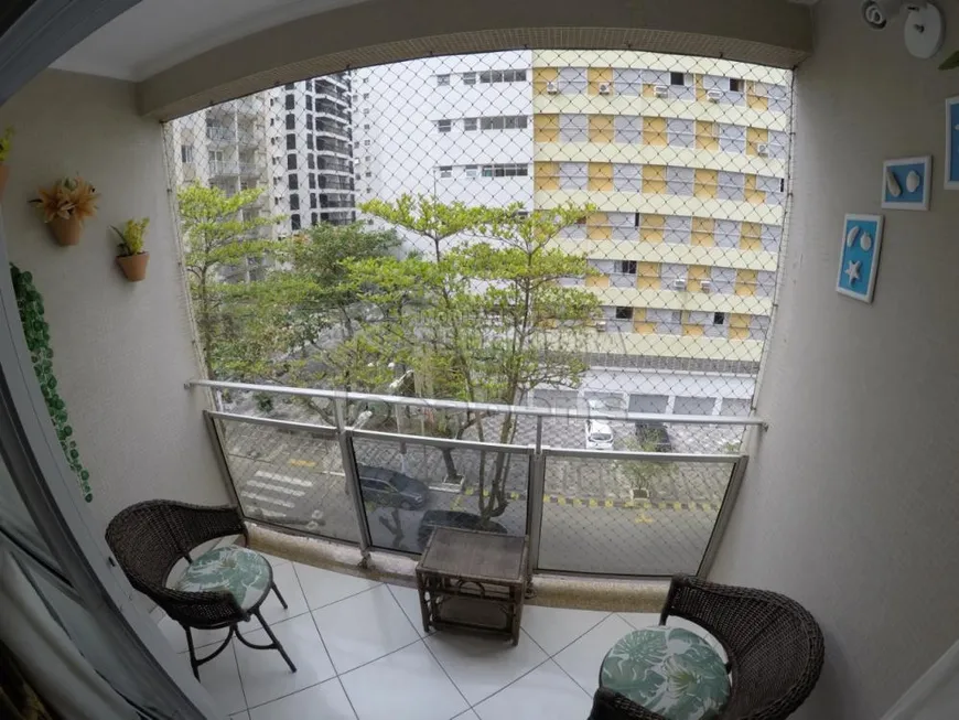 Foto 1 de Apartamento com 4 Quartos à venda, 112m² em Pitangueiras, Guarujá
