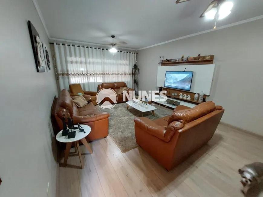 Foto 1 de Sobrado com 4 Quartos à venda, 225m² em Vila Yolanda, Osasco