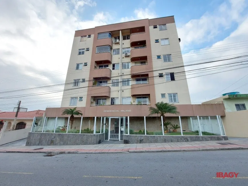 Foto 1 de Apartamento com 2 Quartos para alugar, 55m² em Jardim Cidade de Florianópolis, São José