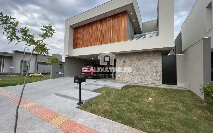 Foto 1 de Sobrado com 4 Quartos à venda, 249m² em Parque Residencial Damha IV, Campo Grande