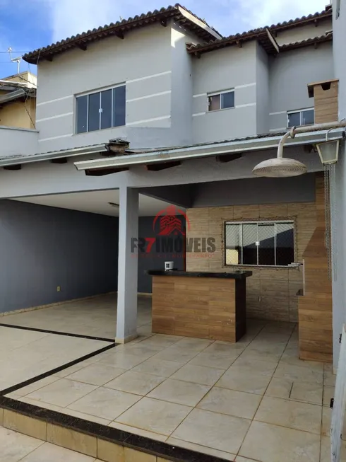 Foto 1 de Casa com 3 Quartos à venda, 120m² em Setor Morada do Sol, Goiânia