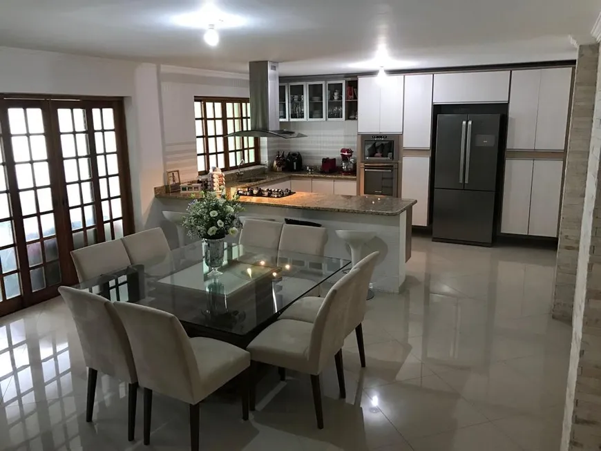Foto 1 de Casa com 3 Quartos à venda, 230m² em Vila São Silvestre, Barueri