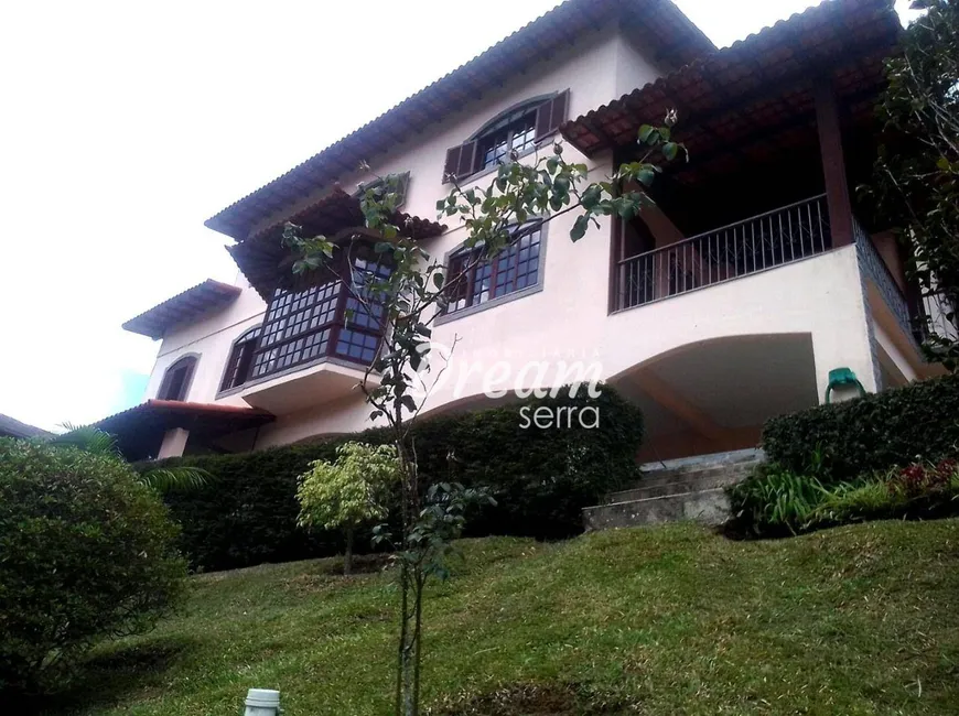 Foto 1 de Casa com 4 Quartos à venda, 235m² em Quinta da Barra, Teresópolis