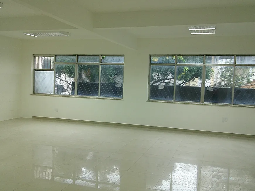 Foto 1 de Sala Comercial para alugar, 200m² em Madureira, Rio de Janeiro