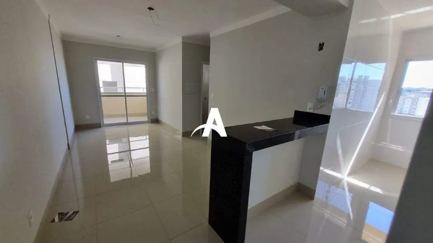 Foto 1 de Apartamento com 2 Quartos à venda, 62m² em Santa Mônica, Uberlândia