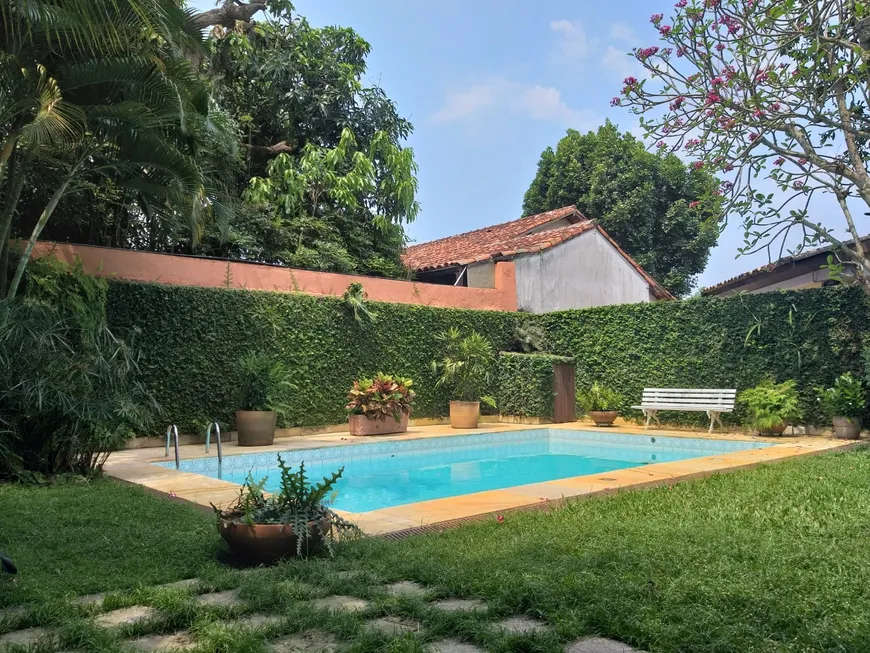 Foto 1 de Casa com 4 Quartos à venda, 556m² em Jardim Botânico, Rio de Janeiro