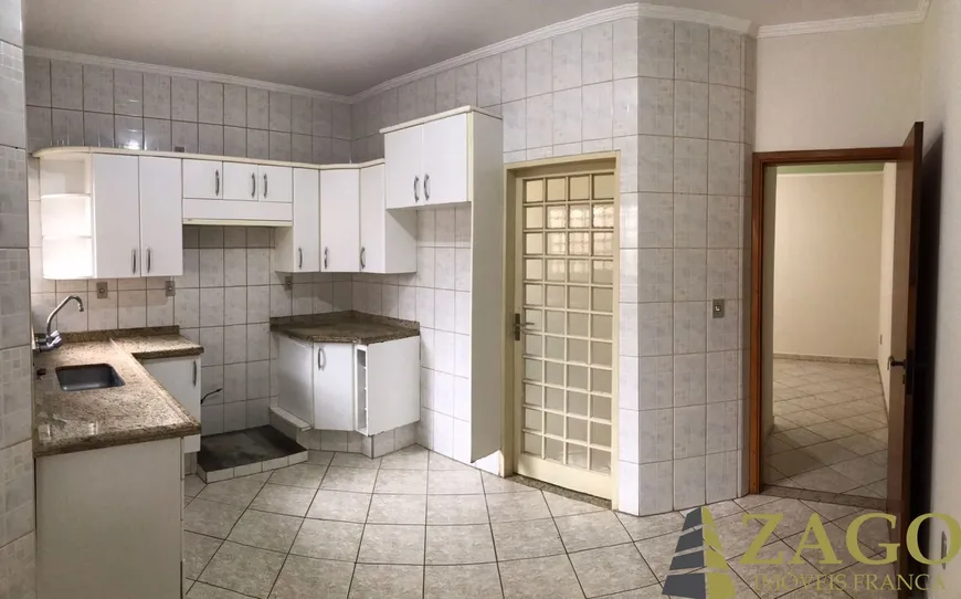 Foto 1 de Apartamento com 3 Quartos à venda, 96m² em Vila Scarabucci, Franca