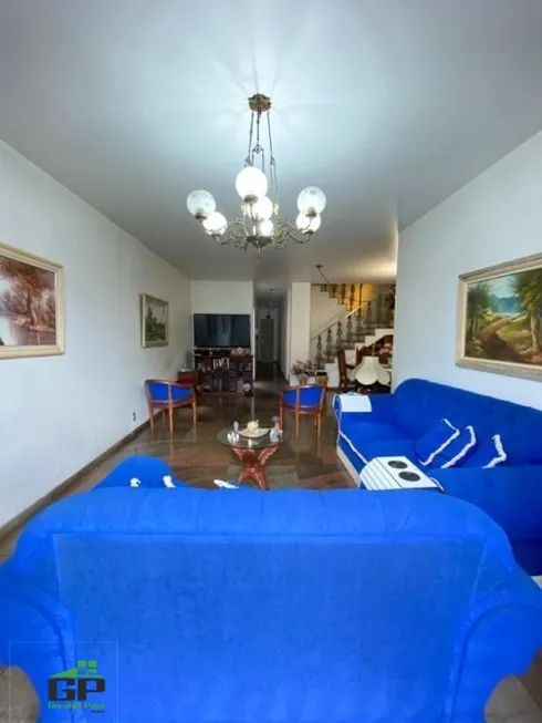 Foto 1 de Casa com 3 Quartos à venda, 160m² em Madureira, Rio de Janeiro