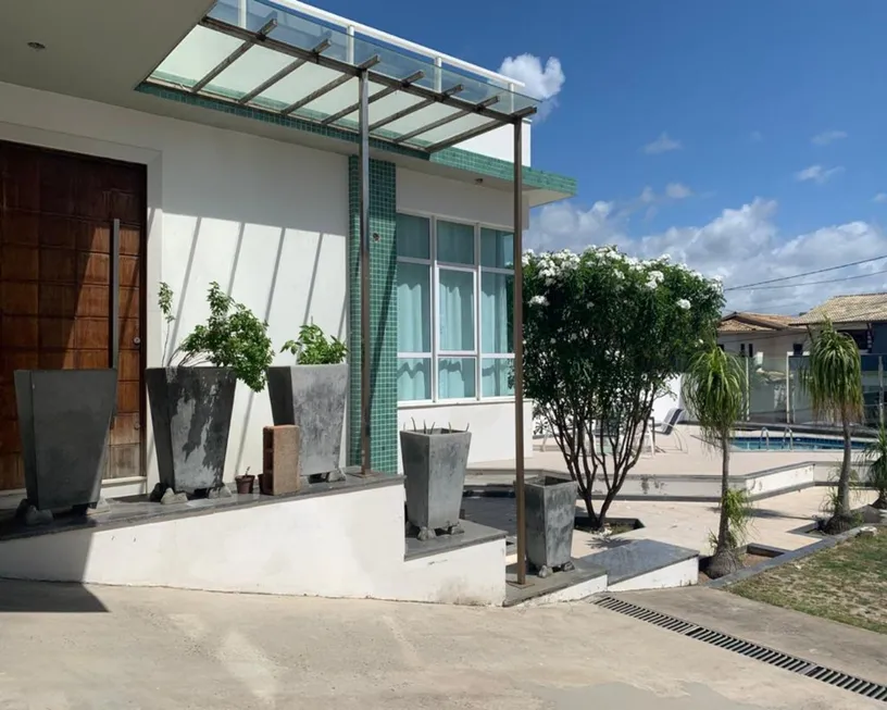 Foto 1 de Casa de Condomínio com 3 Quartos à venda, 248m² em Buraquinho, Lauro de Freitas