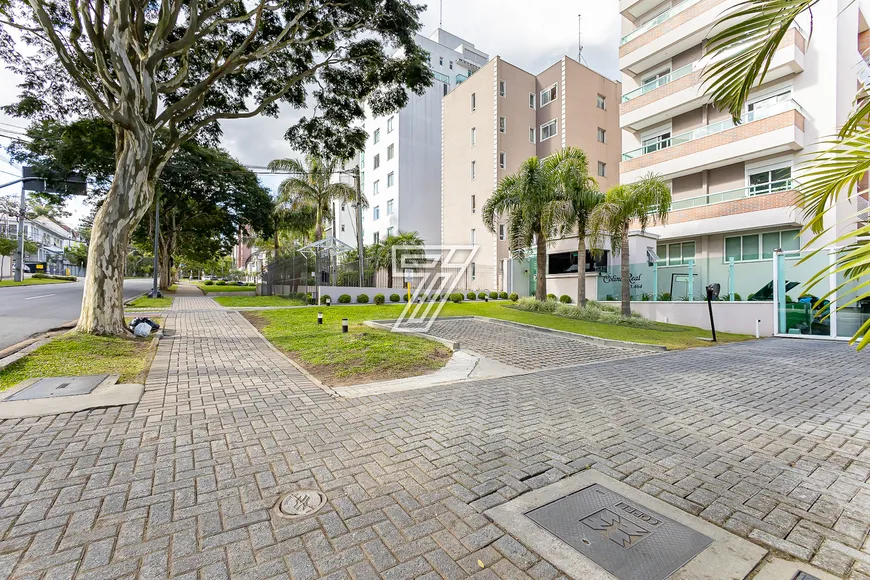 Foto 1 de Cobertura com 4 Quartos à venda, 159m² em Mercês, Curitiba