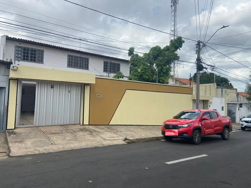 Foto 1 de Sobrado com 6 Quartos à venda, 350m² em Centro, Teresina