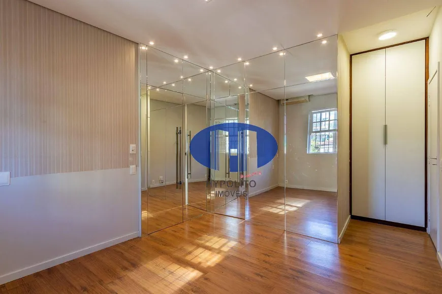 Foto 1 de Casa com 4 Quartos à venda, 290m² em Vila Paris, Belo Horizonte