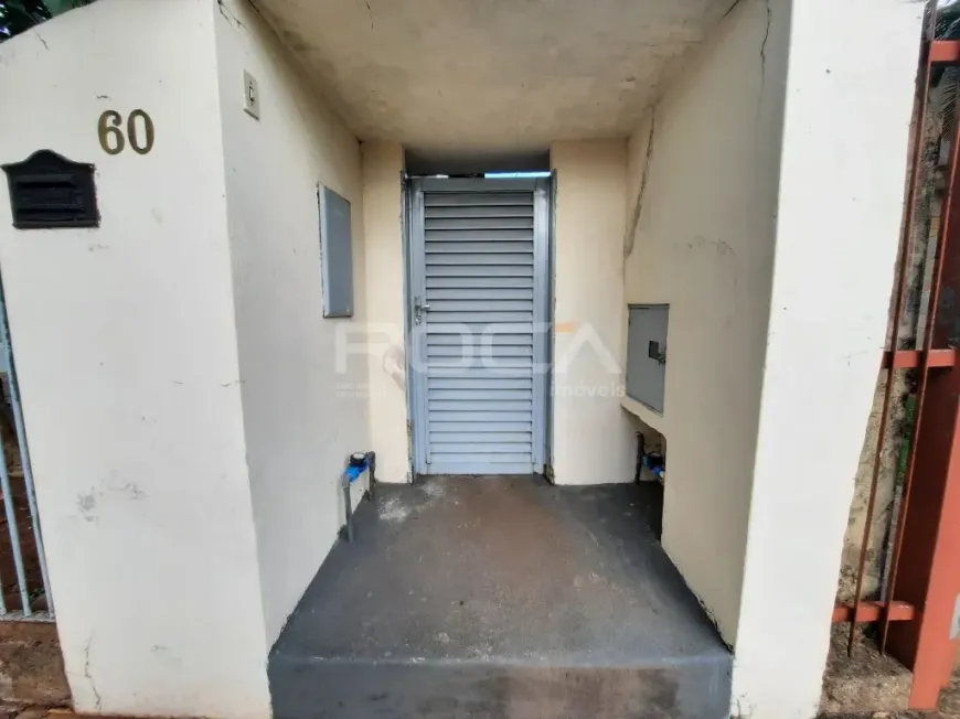 Foto 1 de Casa com 2 Quartos para alugar, 50m² em Cidade Jardim, São Carlos