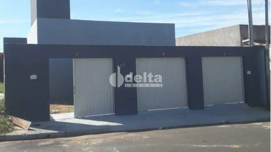 Foto 1 de Casa com 2 Quartos à venda, 54m² em Shopping Park, Uberlândia