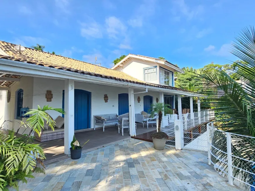 Foto 1 de Casa com 3 Quartos à venda, 2800m² em Ponta Grossa, Ubatuba