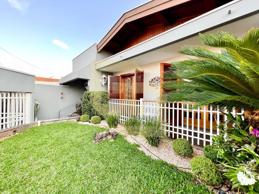 Foto 1 de Casa com 3 Quartos à venda, 206m² em Centro, Araras
