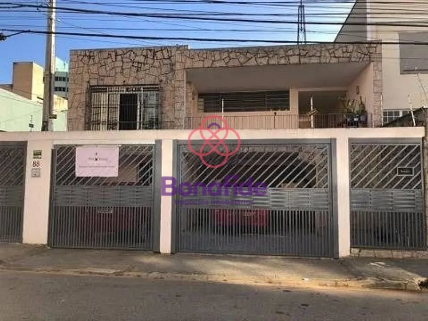 Foto 1 de Sobrado com 3 Quartos para alugar, 237m² em Anhangabau, Jundiaí