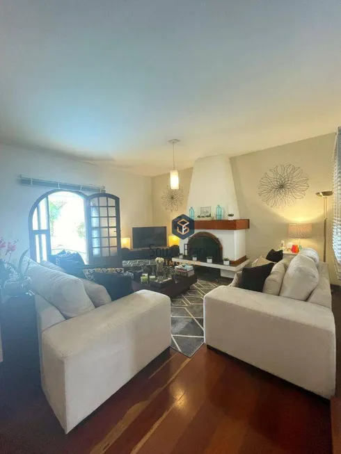 Foto 1 de Casa com 3 Quartos à venda, 172m² em Vila Oliveira, Mogi das Cruzes