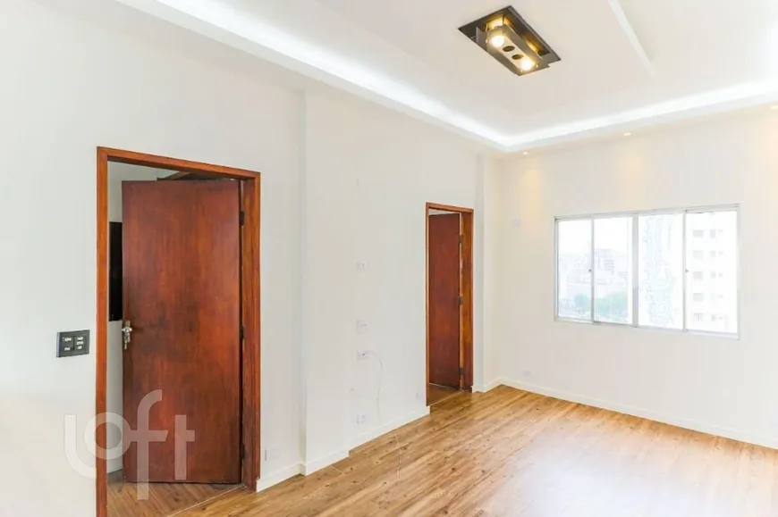Foto 1 de Apartamento com 2 Quartos à venda, 60m² em República, São Paulo
