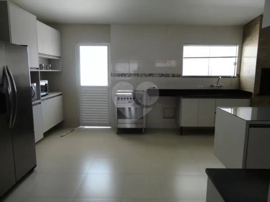 Foto 1 de Casa com 3 Quartos à venda, 156m² em Campo Comprido, Curitiba