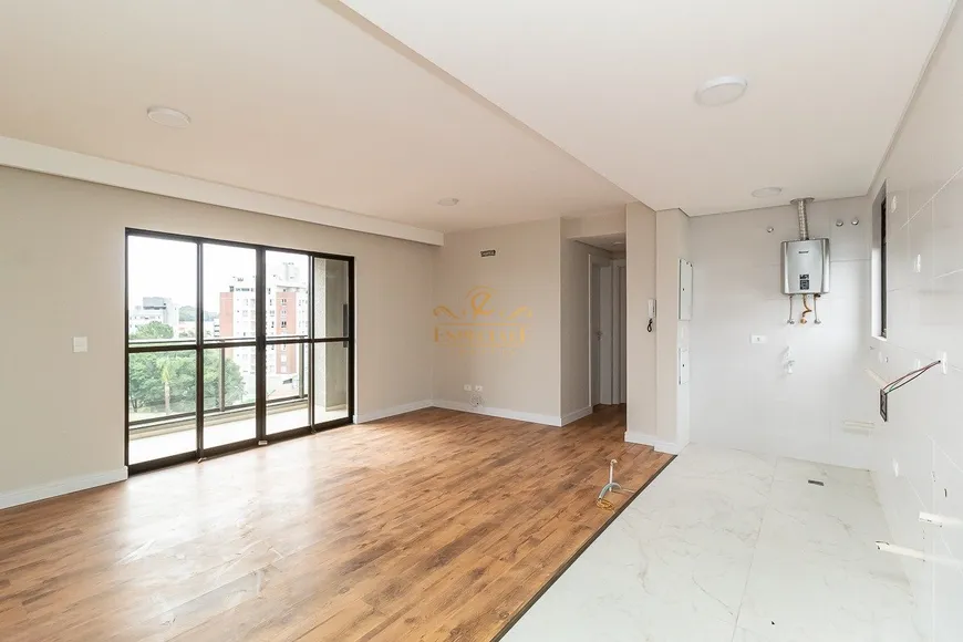 Foto 1 de Apartamento com 2 Quartos à venda, 71m² em Novo Mundo, Curitiba