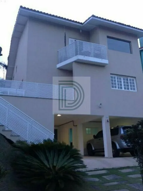 Foto 1 de Casa de Condomínio com 3 Quartos à venda, 250m² em Chacara Canta Galo, Cotia