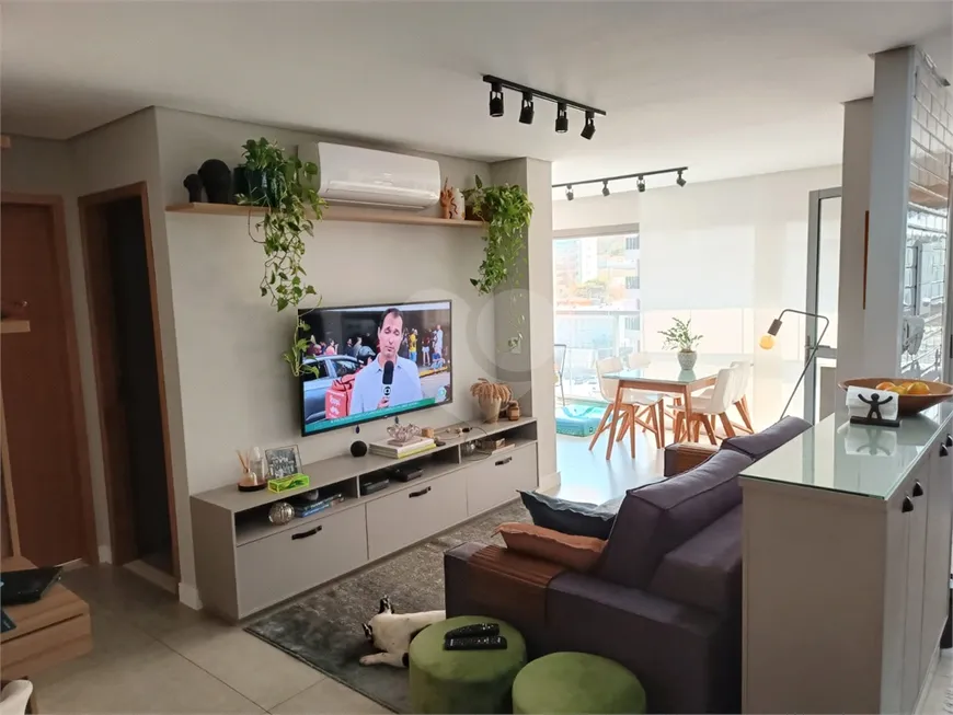 Foto 1 de Apartamento com 2 Quartos à venda, 72m² em Vila Madalena, São Paulo