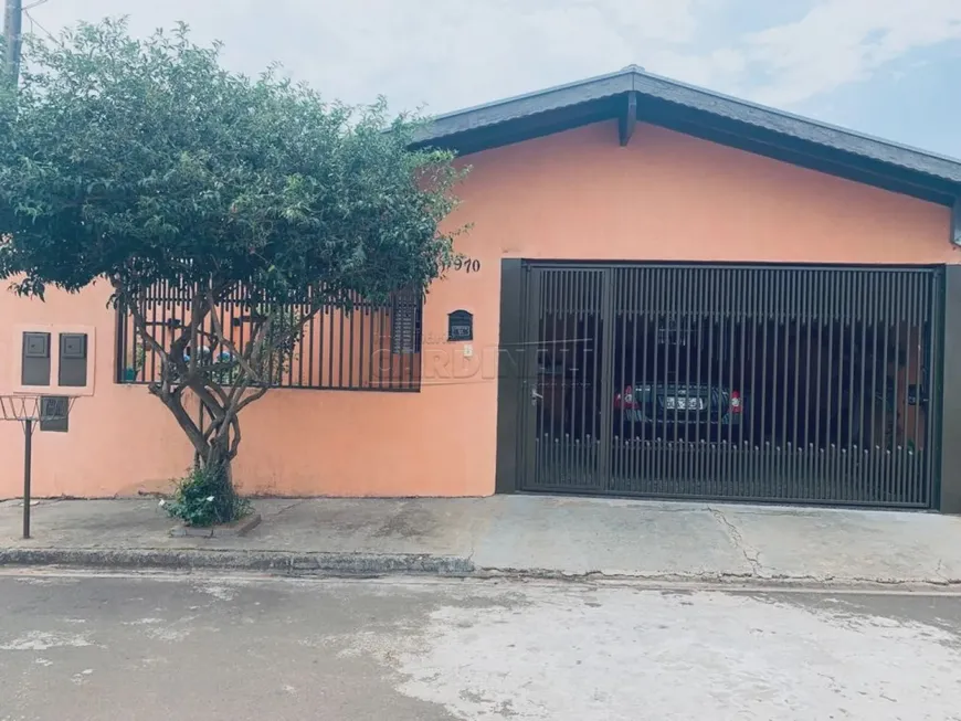 Foto 1 de Casa com 2 Quartos à venda, 200m² em Jardim Embare, São Carlos