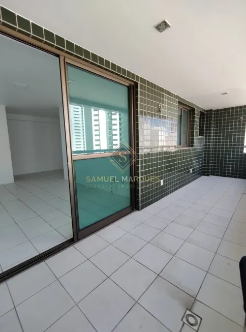 Foto 1 de Apartamento com 4 Quartos para alugar, 125m² em Rosarinho, Recife