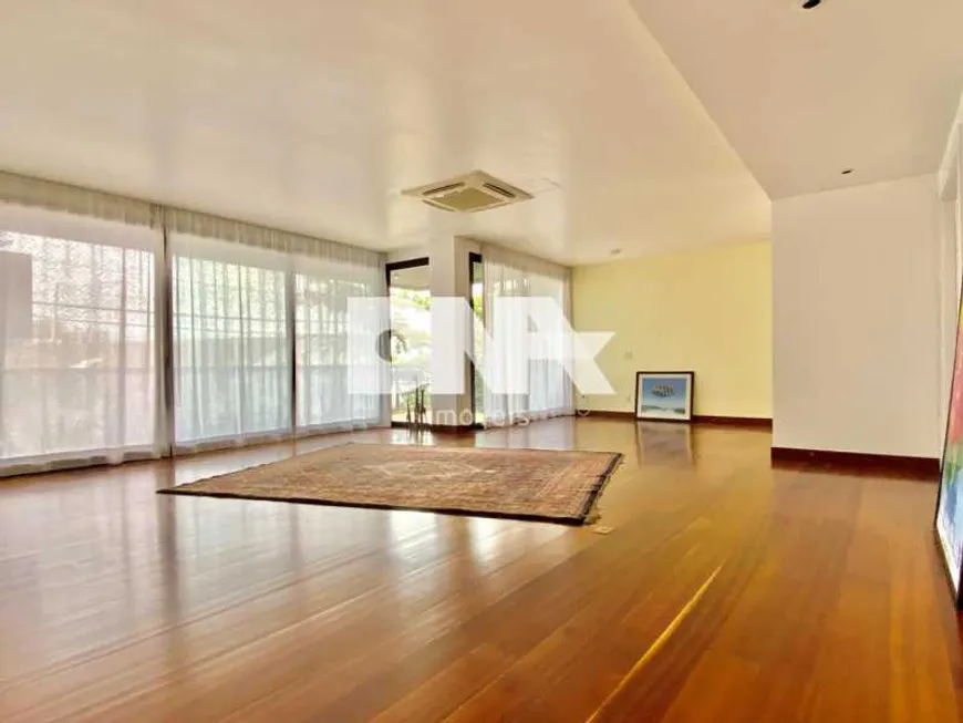 Foto 1 de Apartamento com 4 Quartos à venda, 286m² em Urca, Rio de Janeiro