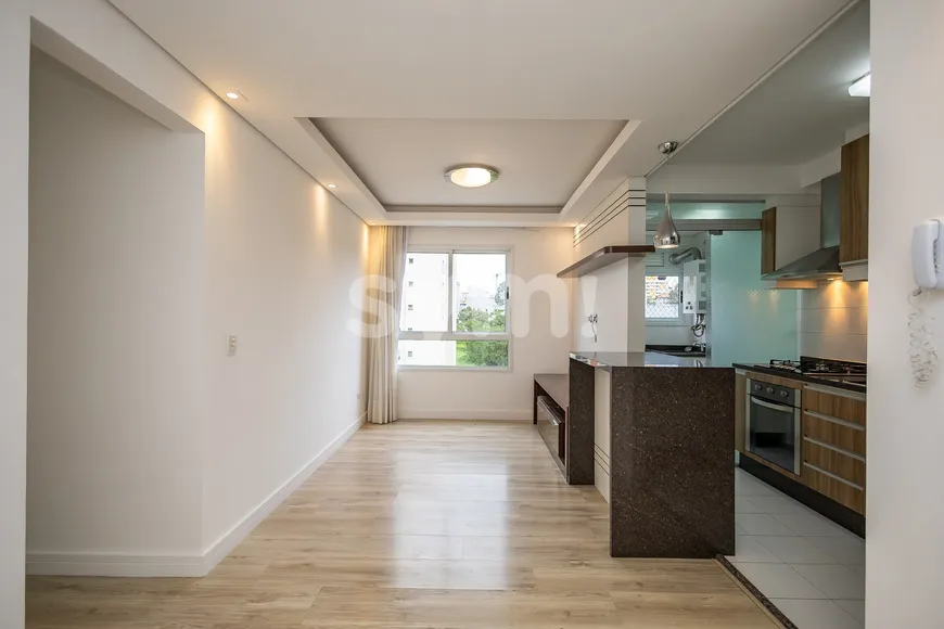 Foto 1 de Apartamento com 2 Quartos para alugar, 53m² em Campo Comprido, Curitiba