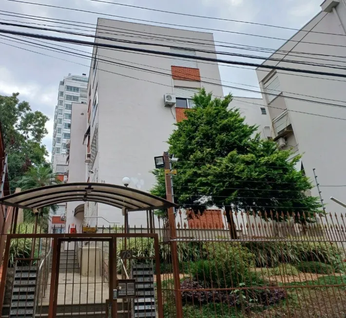 Foto 1 de Apartamento com 2 Quartos à venda, 61m² em Petrópolis, Porto Alegre