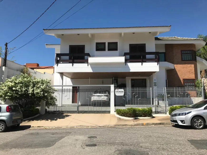 Foto 1 de Casa com 3 Quartos à venda, 397m² em Parque Campolim, Sorocaba