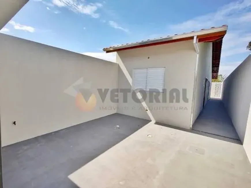 Foto 1 de Casa com 2 Quartos à venda, 60m² em Morro Do Algodao, Caraguatatuba