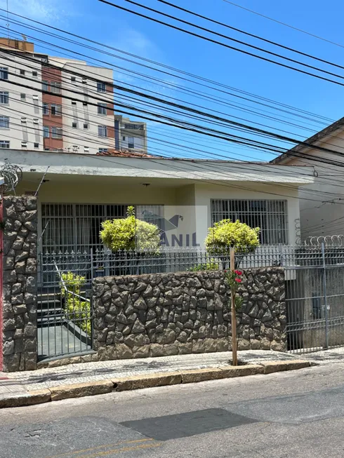 Foto 1 de Casa com 4 Quartos à venda, 293m² em Calafate, Belo Horizonte